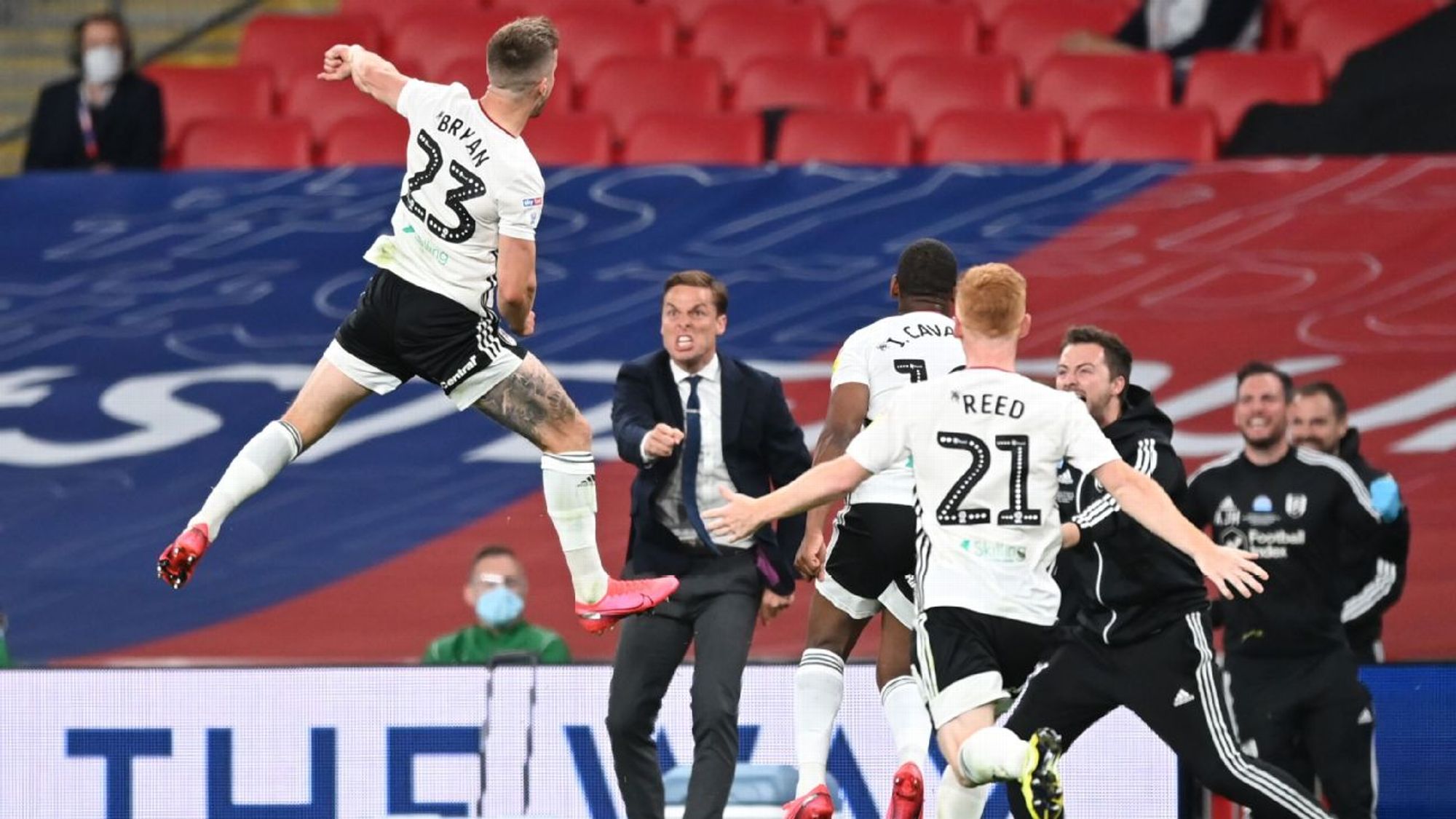 也凸显了A 也凸显了A